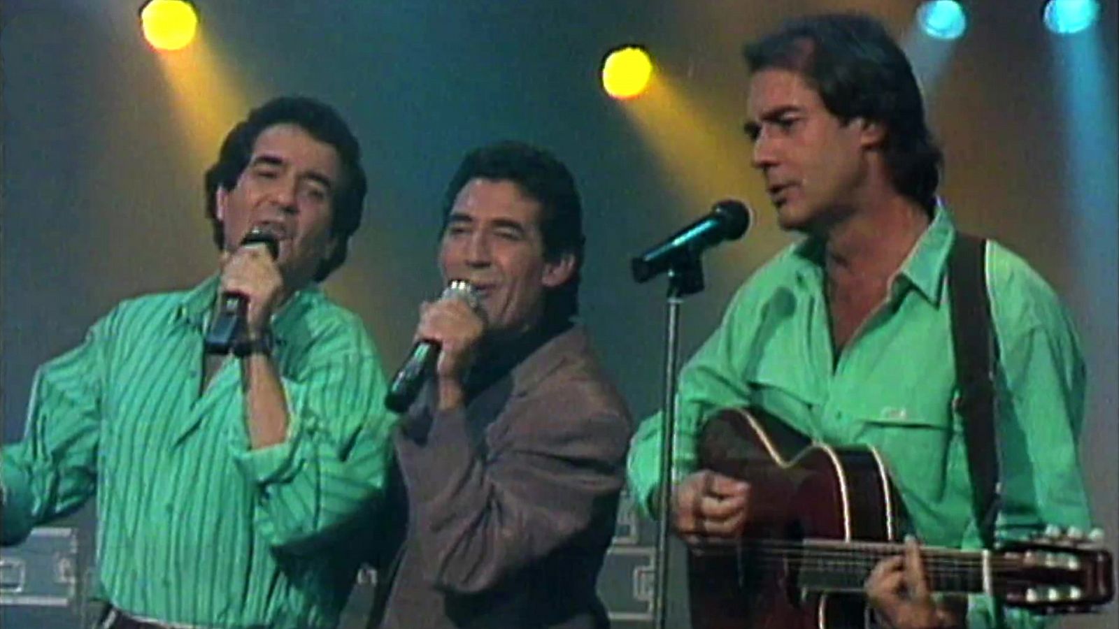 Viaje al centro de la tele - Grandes éxitos: Dúos inolvidables 2 - ver ahora