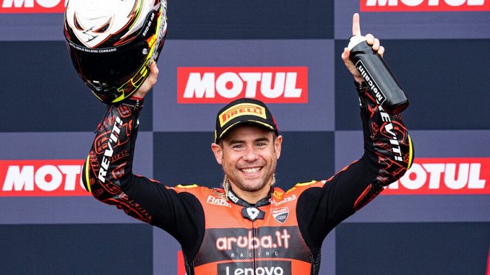  - WorldSBK 2022 | Triplete de Bautista en Montmeló