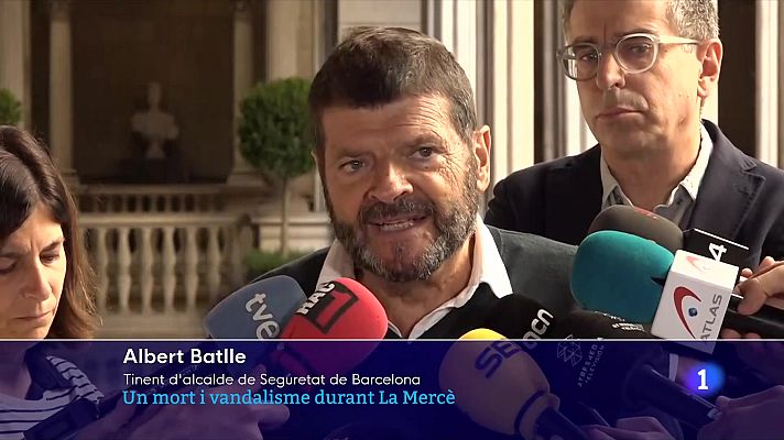 L'Informatiu - Investiguen l'apunyalament mortal d'un jove a Barcelona