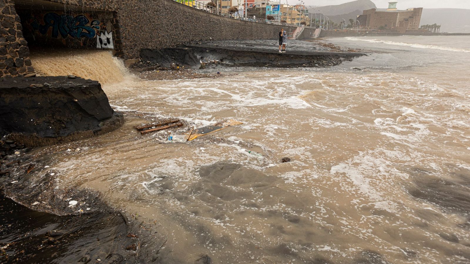 Canarias recupera la normalidad tras la tormenta Hermine