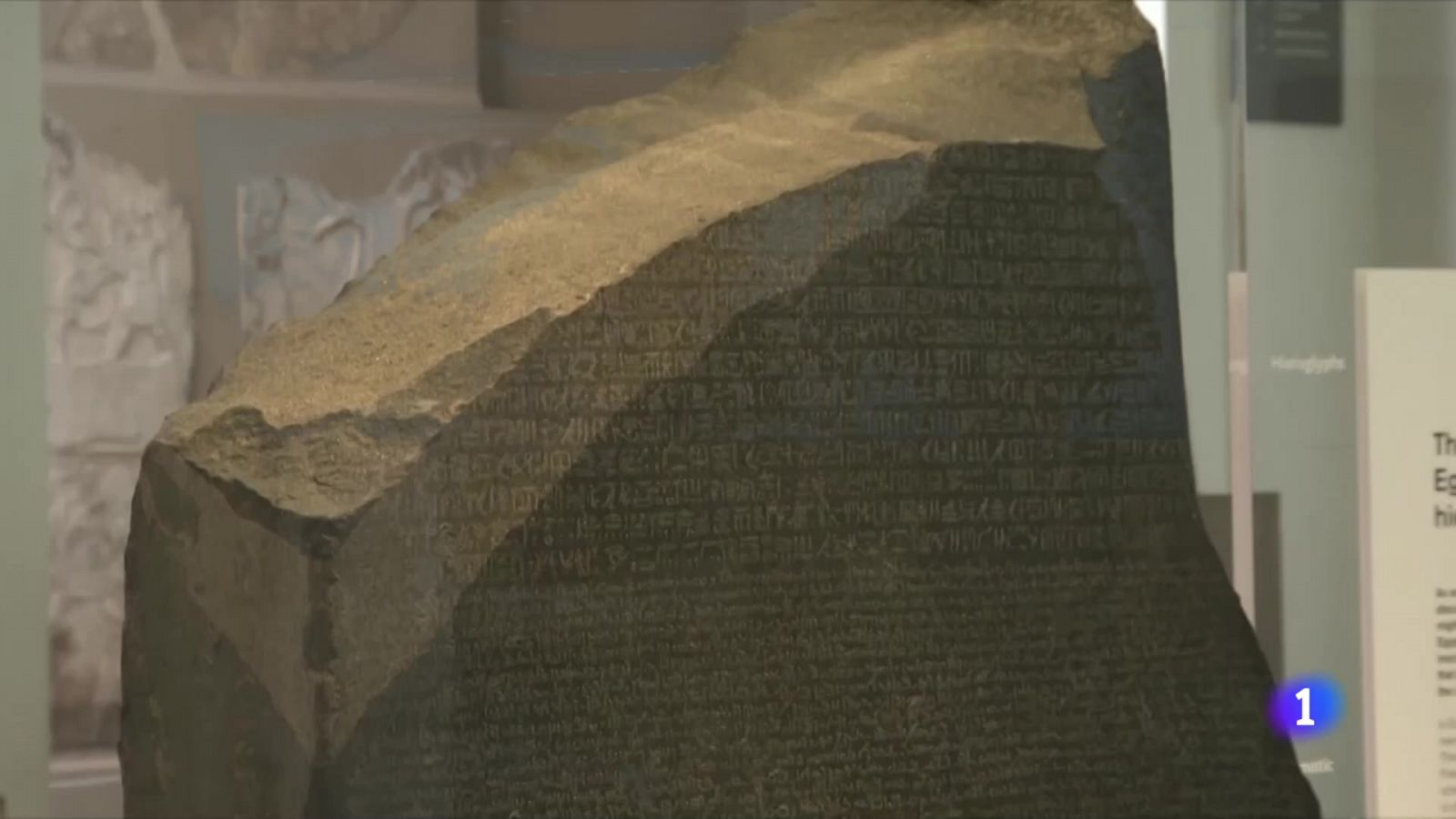 El desciframiento de la piedra Rosetta cumple 200 años
