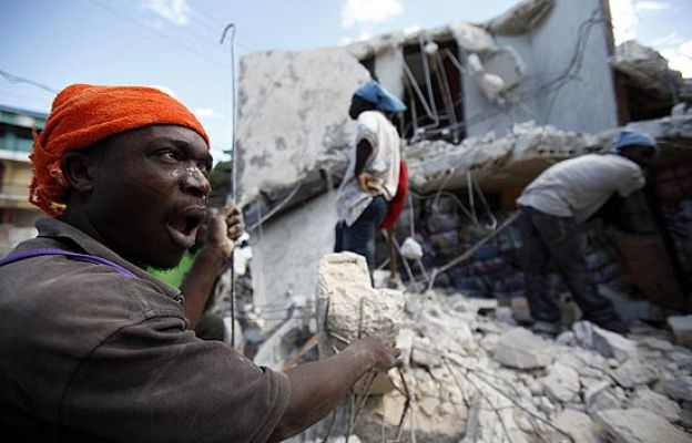 Informe Semanal - Haití, terremoto en el infierno