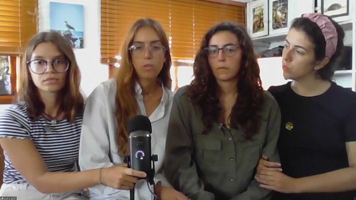 Noticias Andalucía - Sobreviven a un naufragio en Galápagos