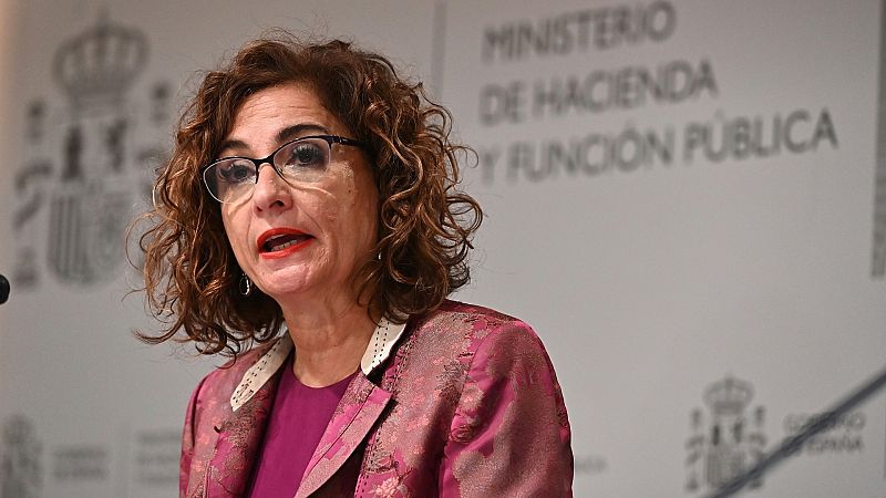 Montero: "No ha habido improvisación fiscal"