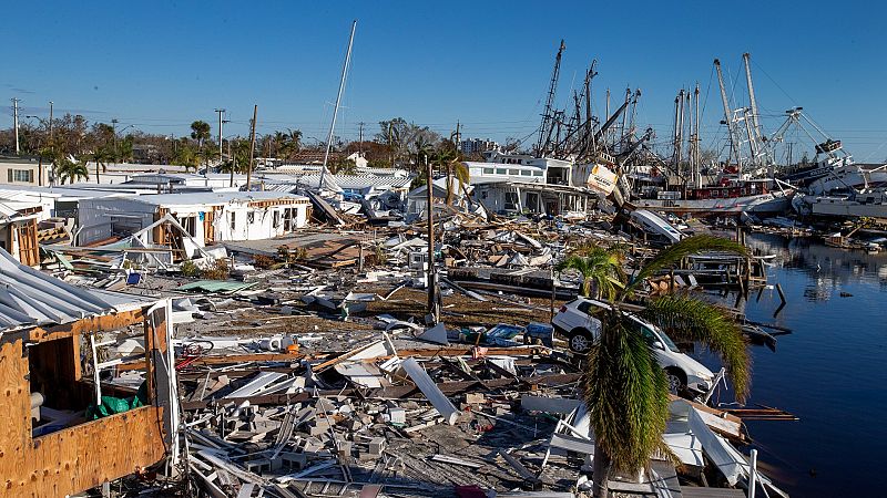 El huracán Ian deja infinidad de destrozos en la costa oeste de Florida