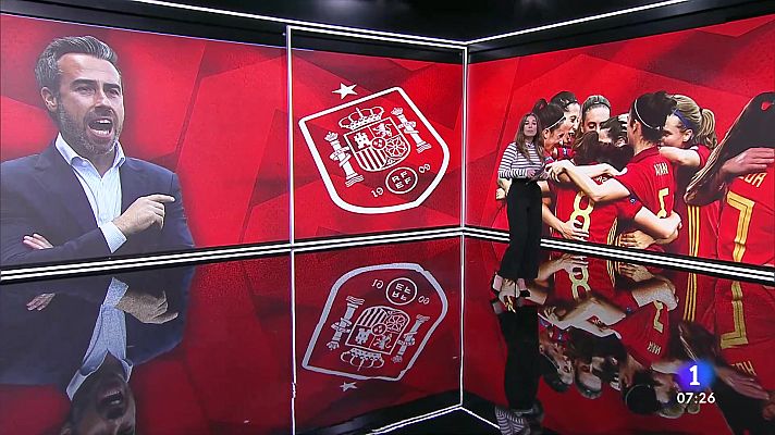 Telediario Matinal - La selección femenina de fútbol se concentra para los partidos ante Suecia y EE.UU.