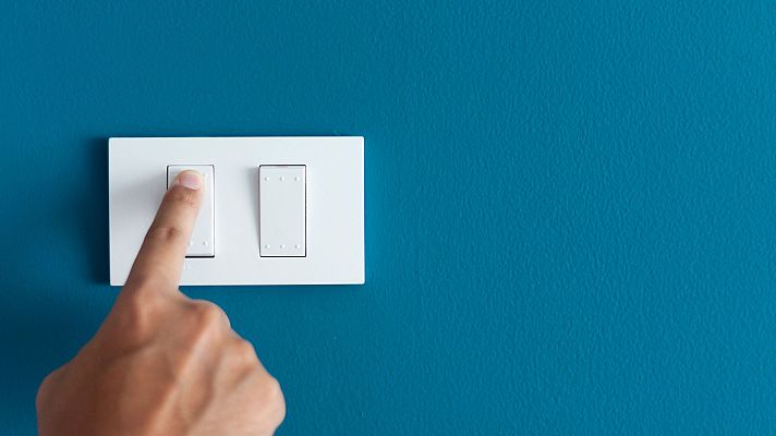 ¿Cómo ahorrar electricidad en casa?