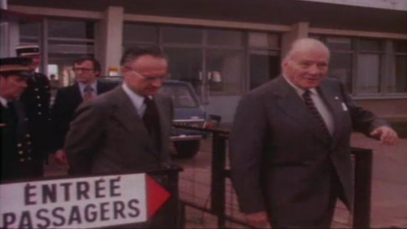 Arxiu TVE Catalunya - Especial previ a l'arribada de Tarradellas, president de la Generalitat provisional