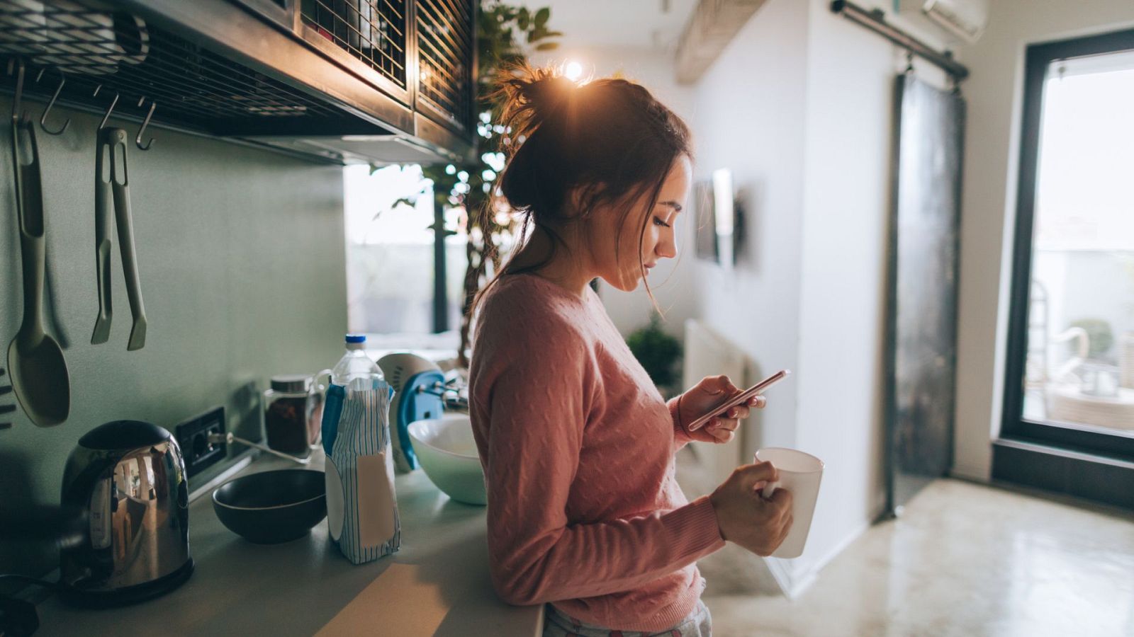 Consejos para ahorrar si vives solo: "Cocinar un día para toda la semana grandes cantidades" - Ver ahora