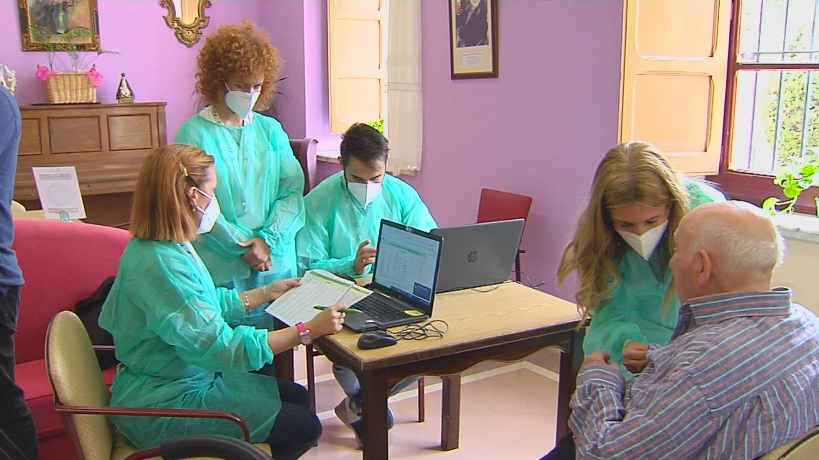 Fuga de enfermeros - Ver ahora