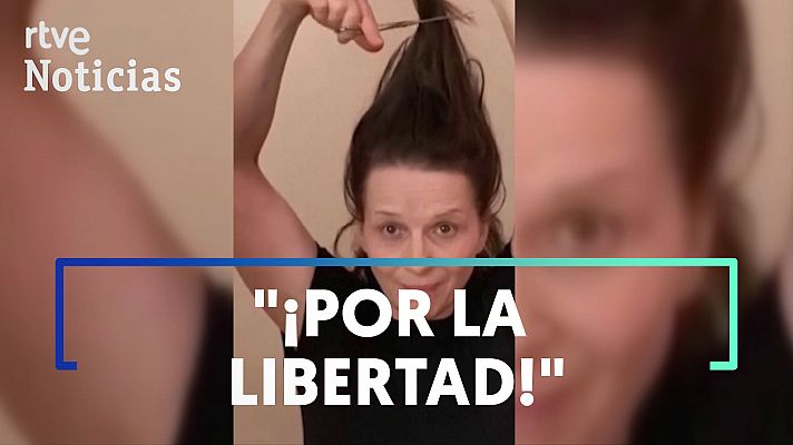 Modo Digital - Artistas francesas se cortan el pelo en solidaridad con las mujeres iraníes