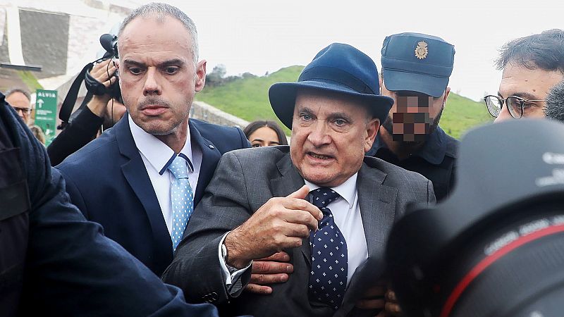 Arranca el juicio por el descarrilamiento del Alvia en Santiago nueve años después del accidente