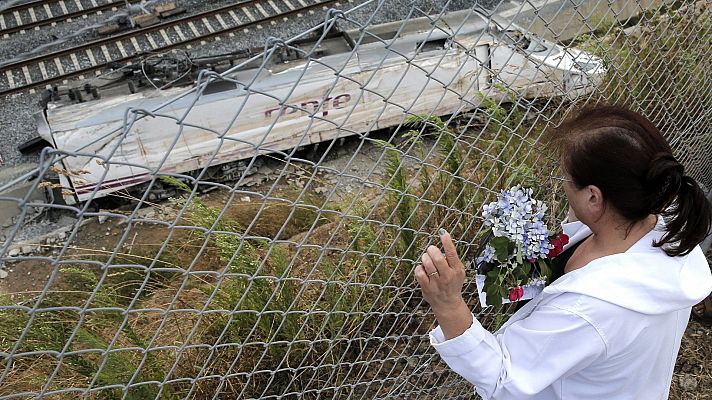 Telediario 1 - Las claves del juicio por el accidente de tren de Santiago