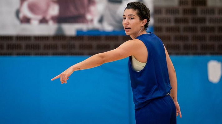 Telediario 2 - Ainhoa López y la canasta de su vida contra el cáncer