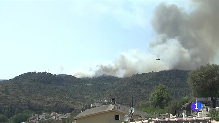 Els incendis simultanis, el pitjor dels incendis en 30 anys