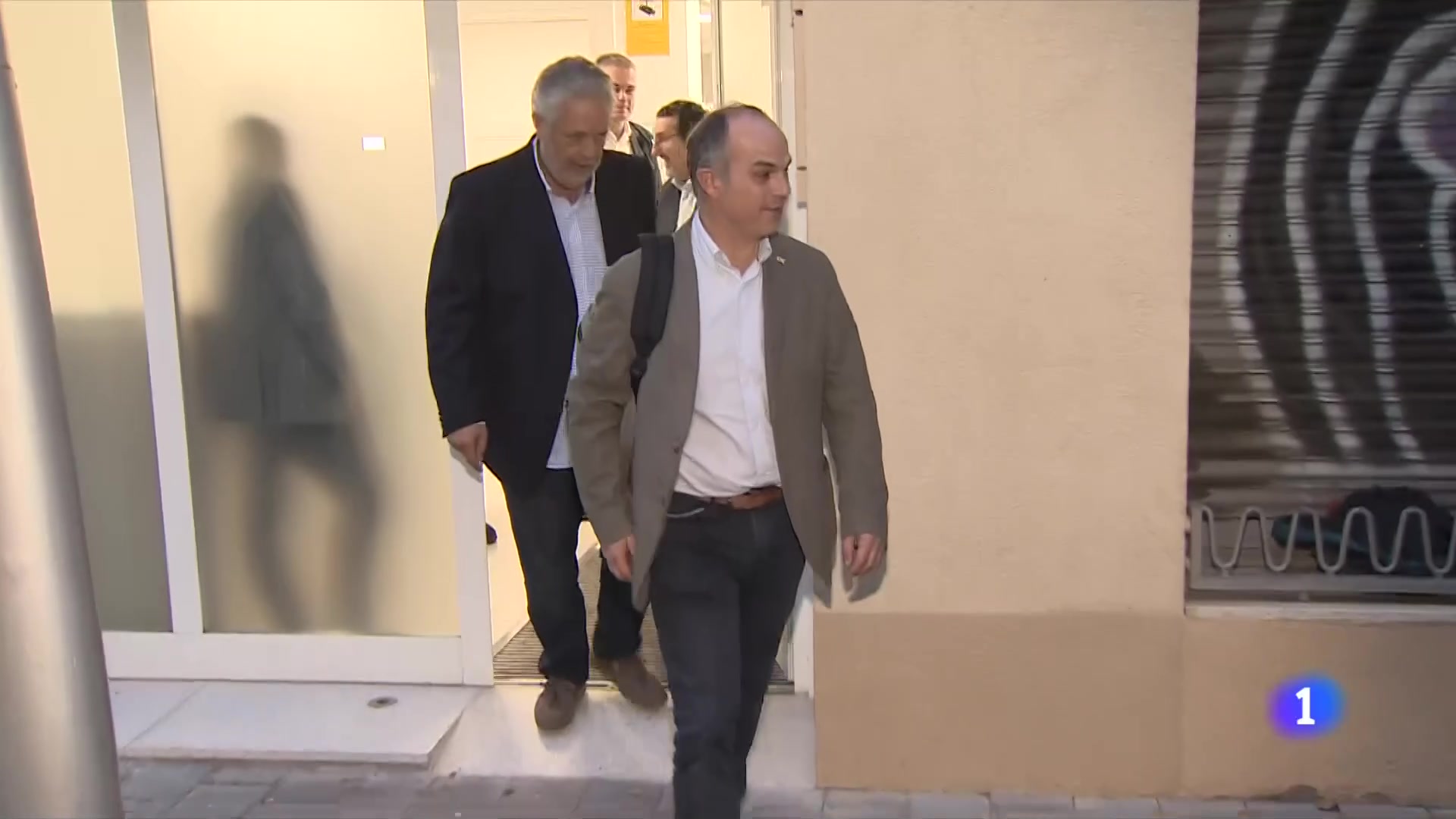 Els Afiliats De Junts Decideixen El Futur Del Govern