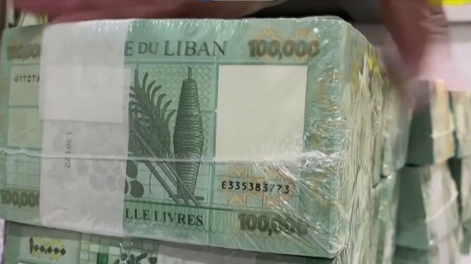 El 'corralito' impulsa los atracos armados en los bancos del Líbano  