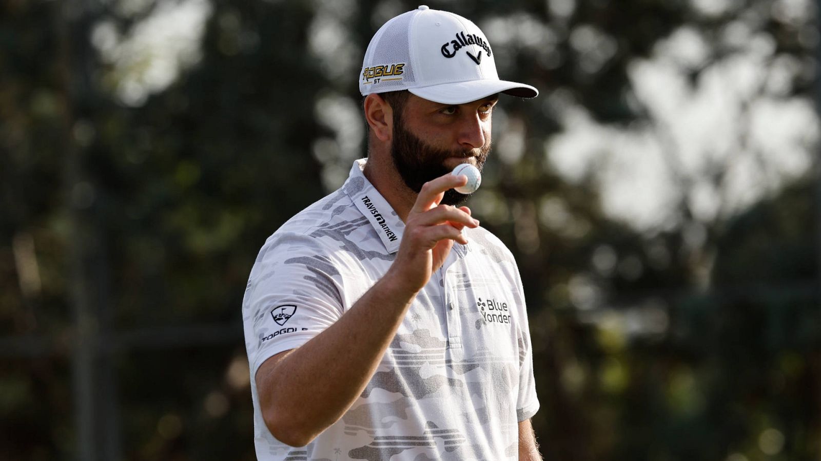 Jon Rahm sufre para mantenerse en la pelea por el Open de España: así ha sido su segundo recorrido -- Ver
