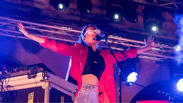 Telediario 2 - Javiera Mena publica 'Nocturna', su último trabajo realizado a caballo entre Madrid y Los Andes