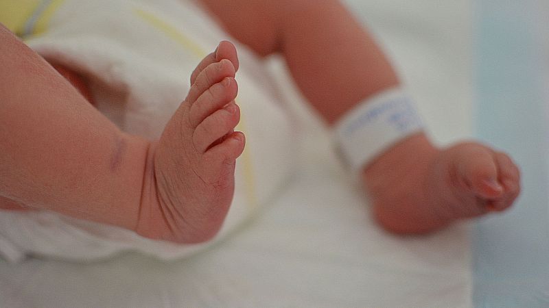 Se pagarán 5,2 millones de euros a los padres de una niña que sufrió lesiones durante el parto - Ver ahora