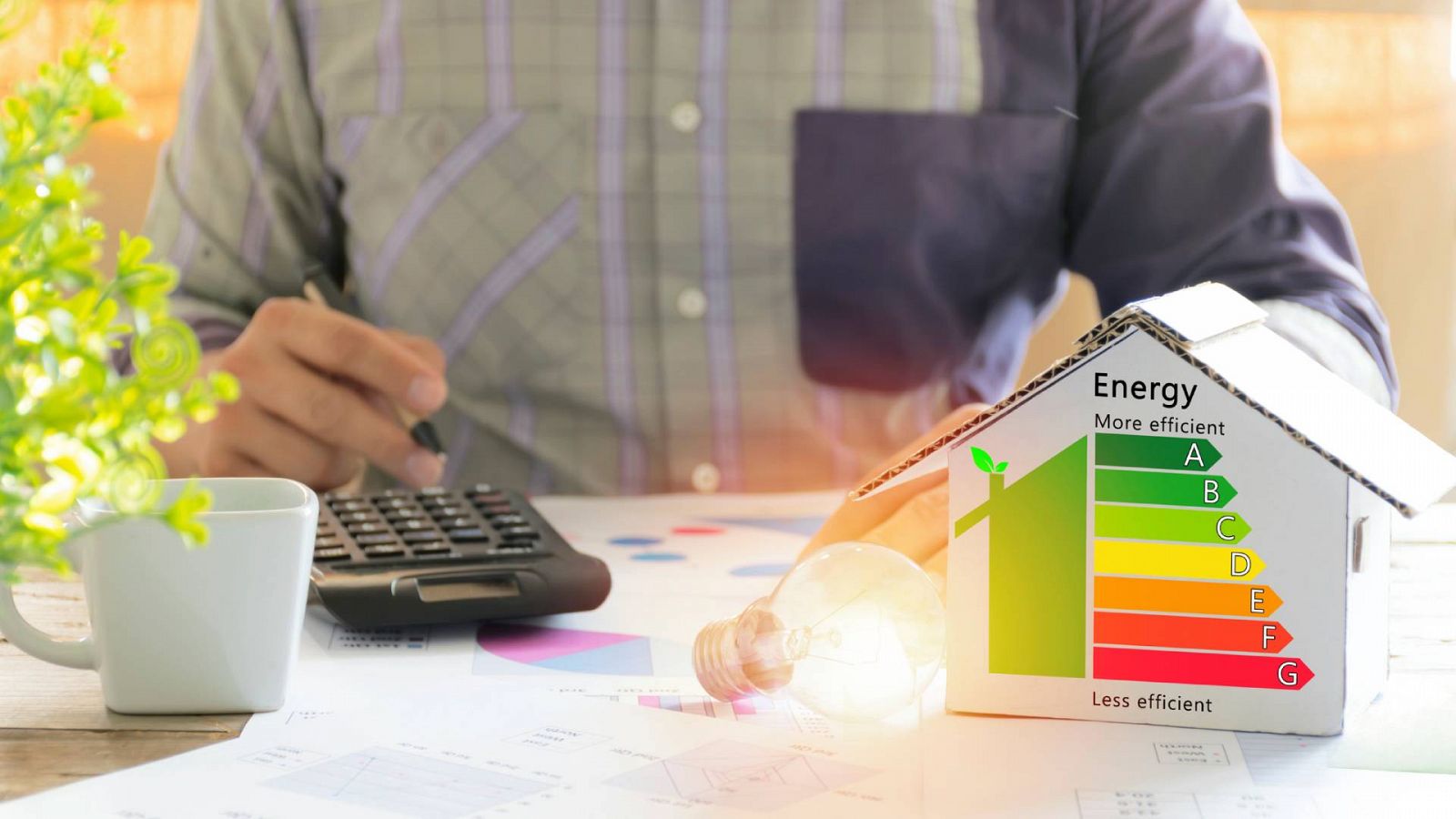 El Gobierno aprueba el plan de ahorro energético para reducir hasta un 13,5 % el consumo