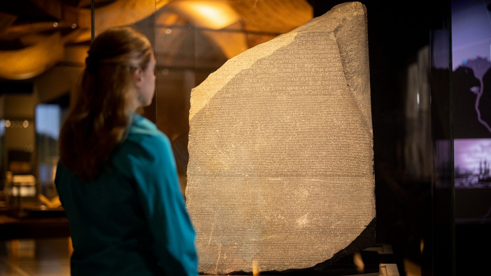 La piedra de Rosetta, la clave para descifrar el lenguaje del antiguo Egipto