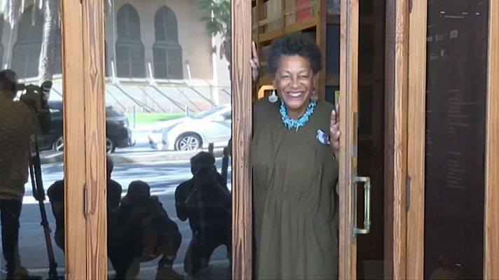 Carrie Mae Weems, la fotógrafa de las mujeres y las personas negras, en Barcelona