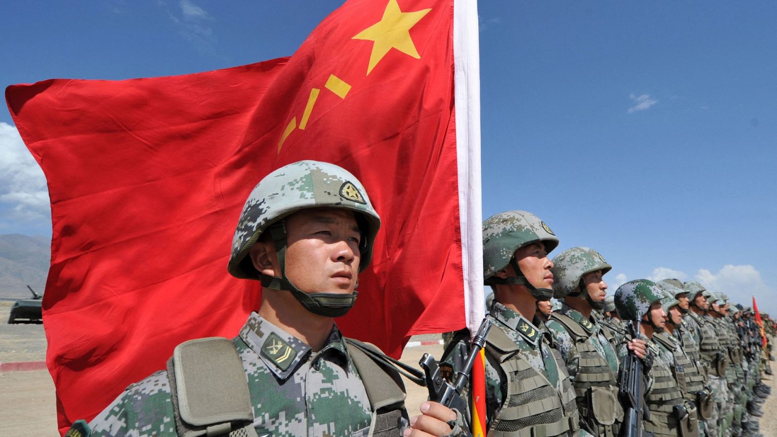 EE.UU. sitúa a China como enemigo número uno