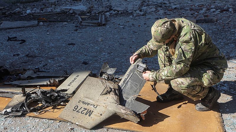 Rusia usa drones "suicidas" iraníes para bombardear Ucrania - Ver ahora