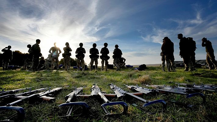 Telediario 1 - Ucrania, el campo perfecto de pruebas para las empresas armamentísticas