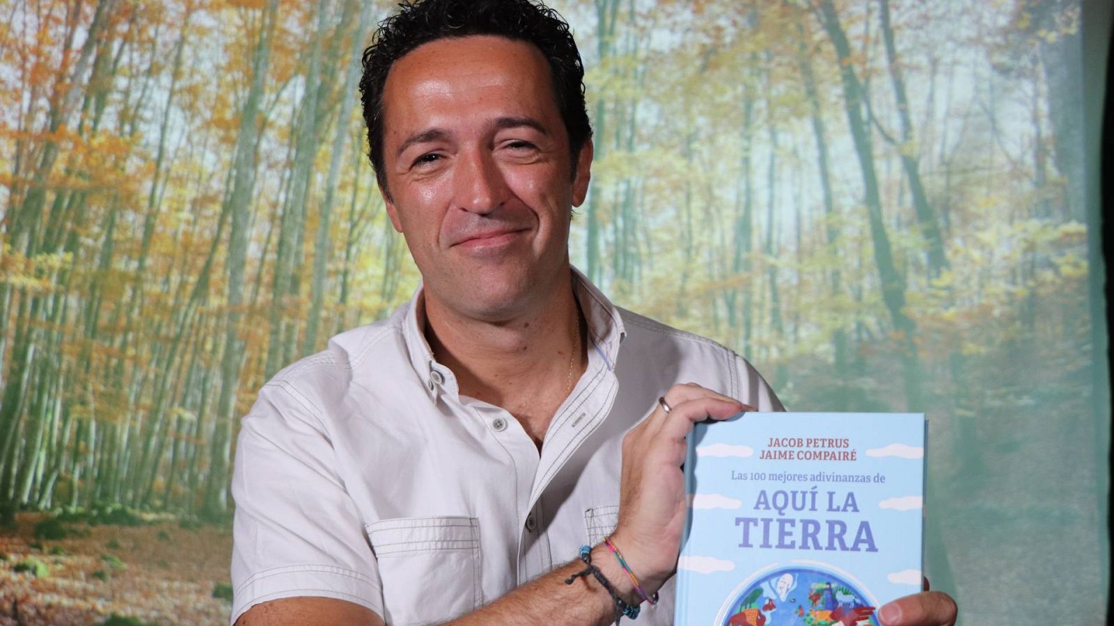 Entrevista a Jacob Petrus por el libro 'Las 100 mejores adivinanzas de Aquí la Tierra'