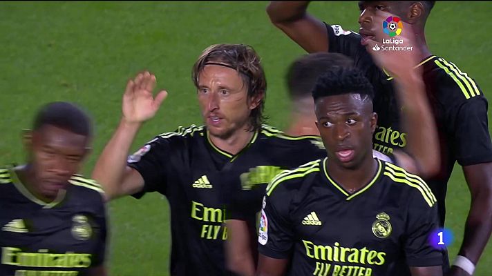 Telediario Fin de Semana - David Villa y Guti analizan el Clásico en RTVE