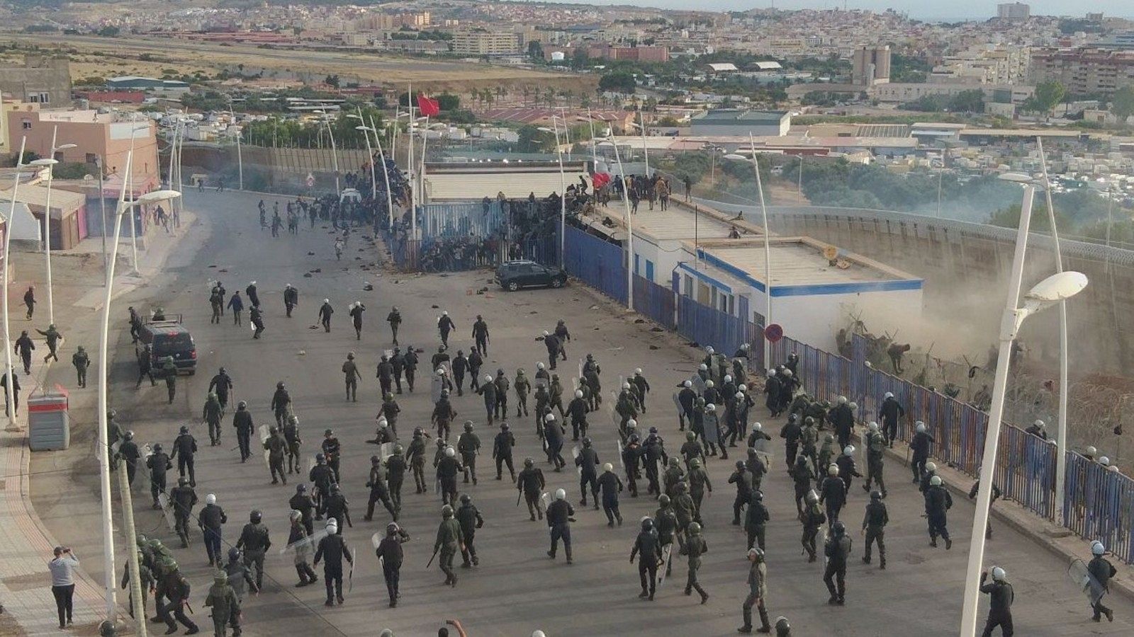Movimientos de migrantes cerca de la frontera con Melilla