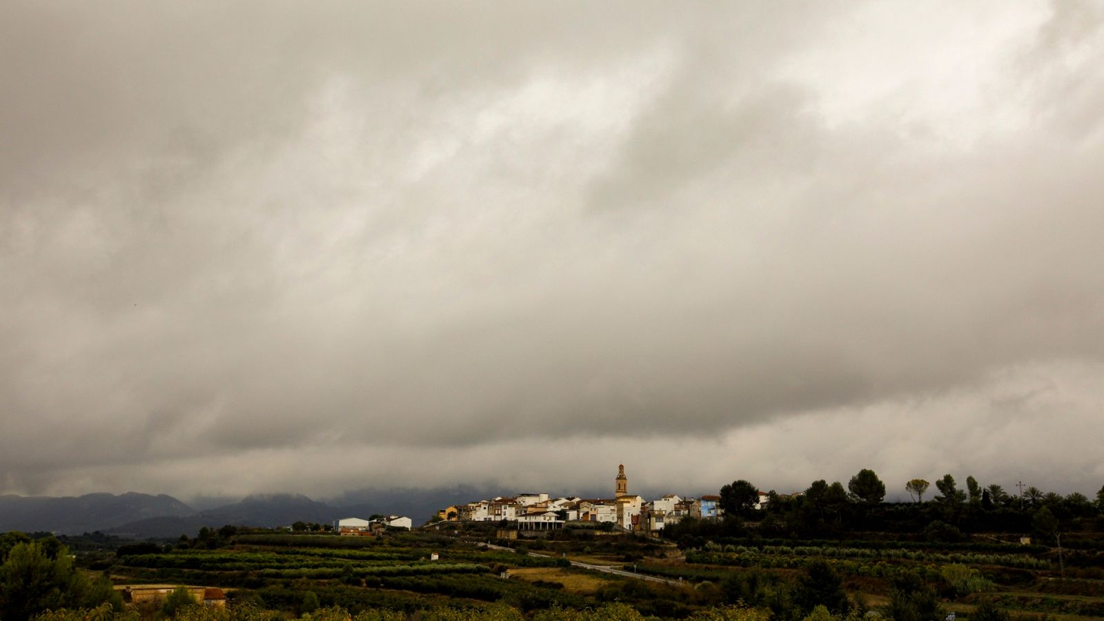 El Tiempo | Lluvias en el oeste de Galicia y aumento de la nubosidad en el resto de España