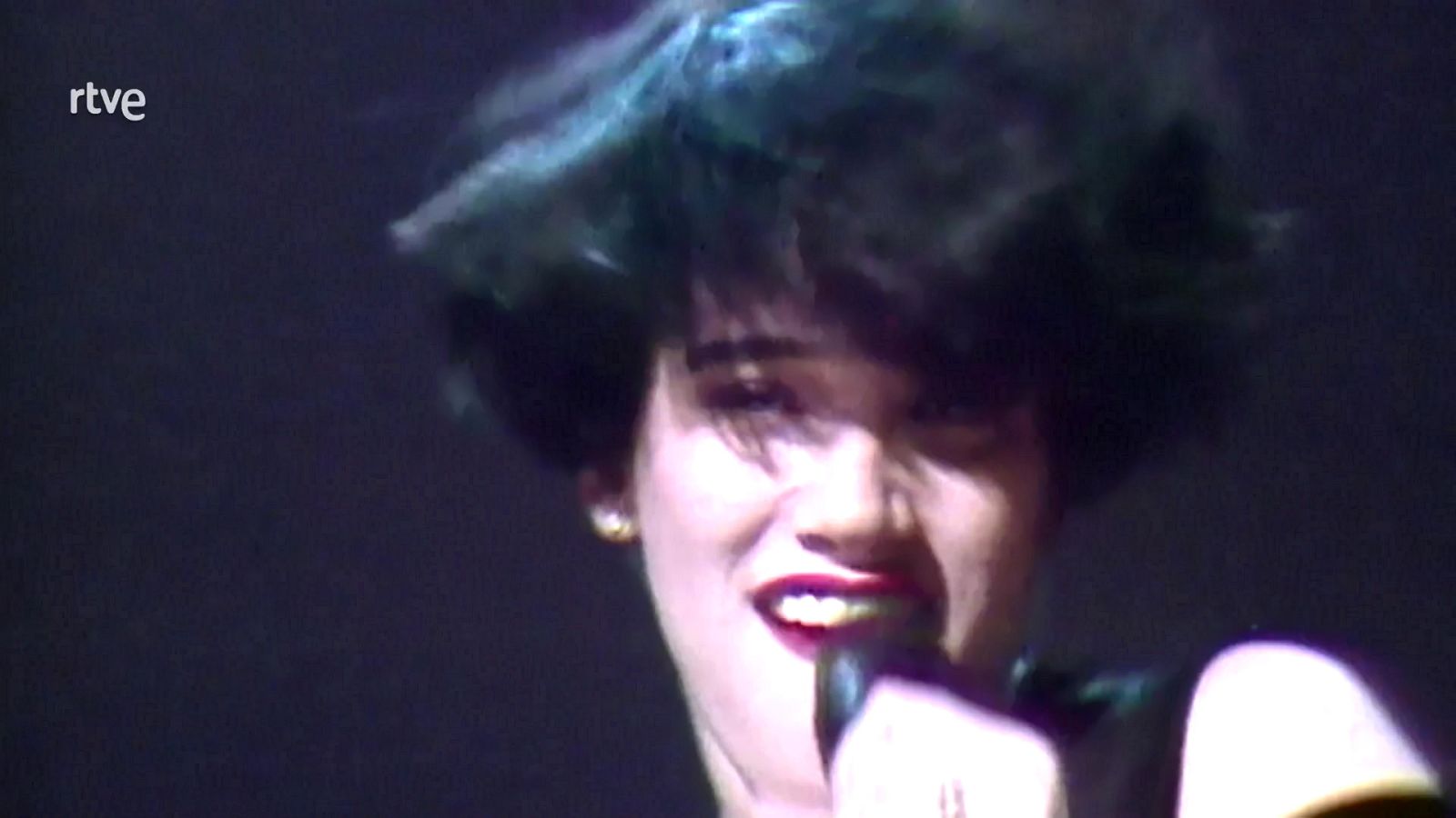 Viaje al centro de la tele - Grandes éxitos: Eres diferente (Profetas catódicos) - ver ahora