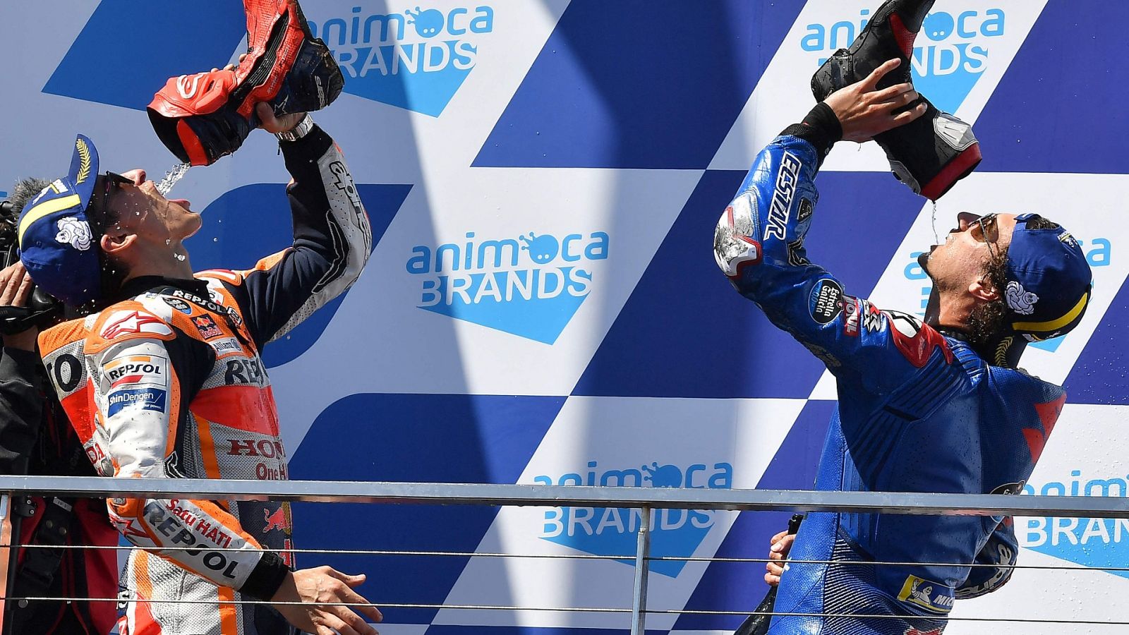 Álex Rins se impone en MotoGP y Márquez regresa al podio - ver ahora