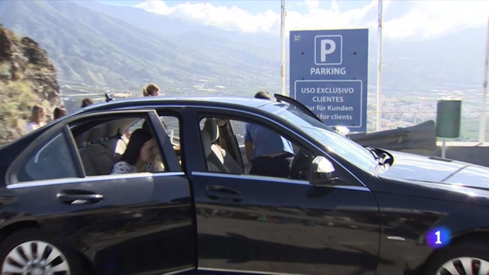 Ruedan en la isla de  La Palma la tercera temporada de la serie "El profesor HIT"- Ver ahora