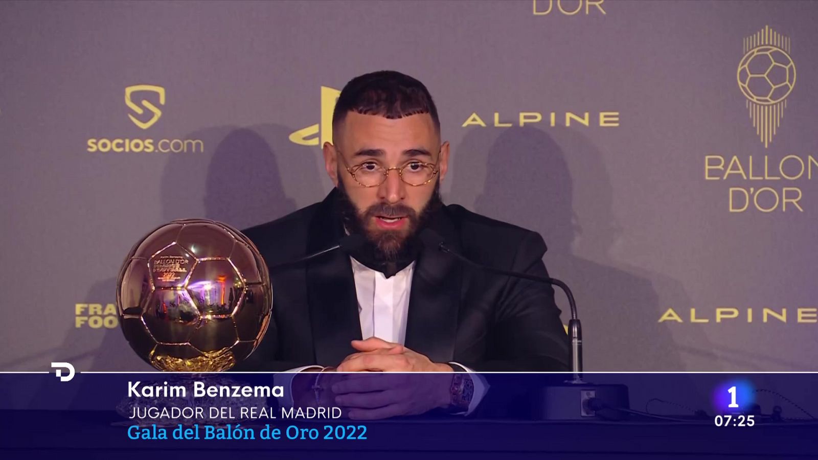 Benzema gana el Balón de Oro tras una carrera en el Real Madrid