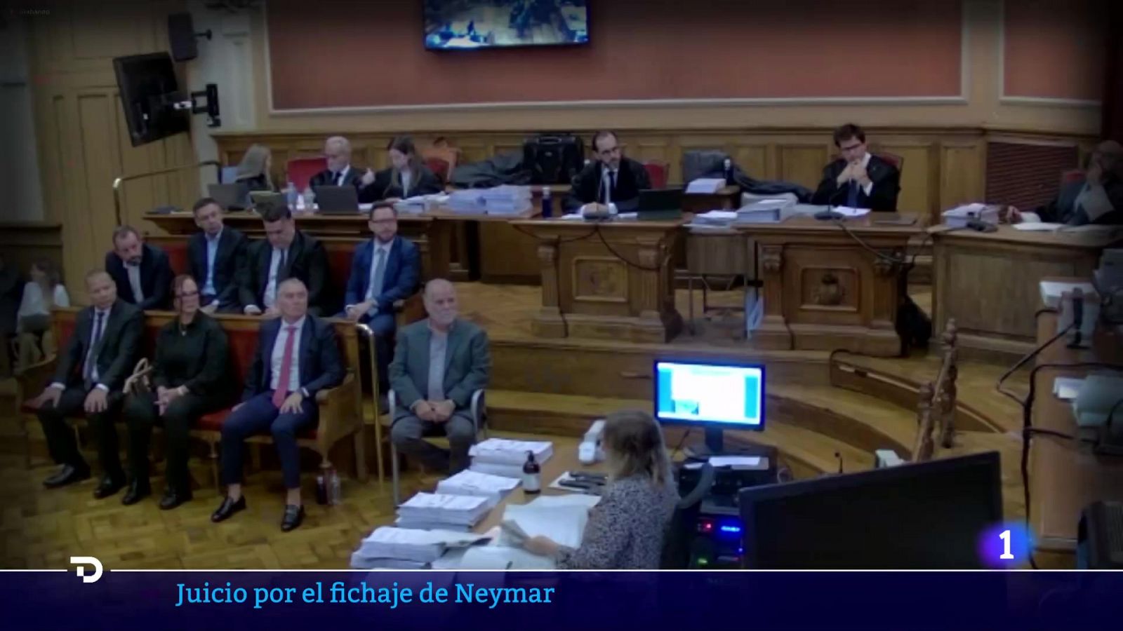 Neymar niega haber negociado su fichaje por el Barça | Ver