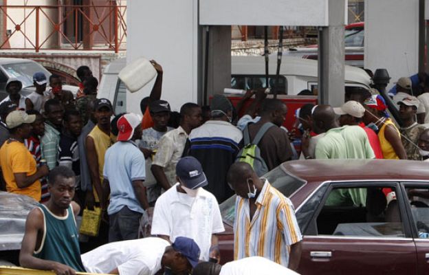  - Tragedia, solidaridad y picaresca