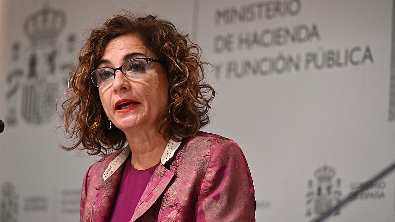 Montero: "Hasta que no esté firmado el acuerdo para el CGPJ no podemos levantar campanas al vuelo"