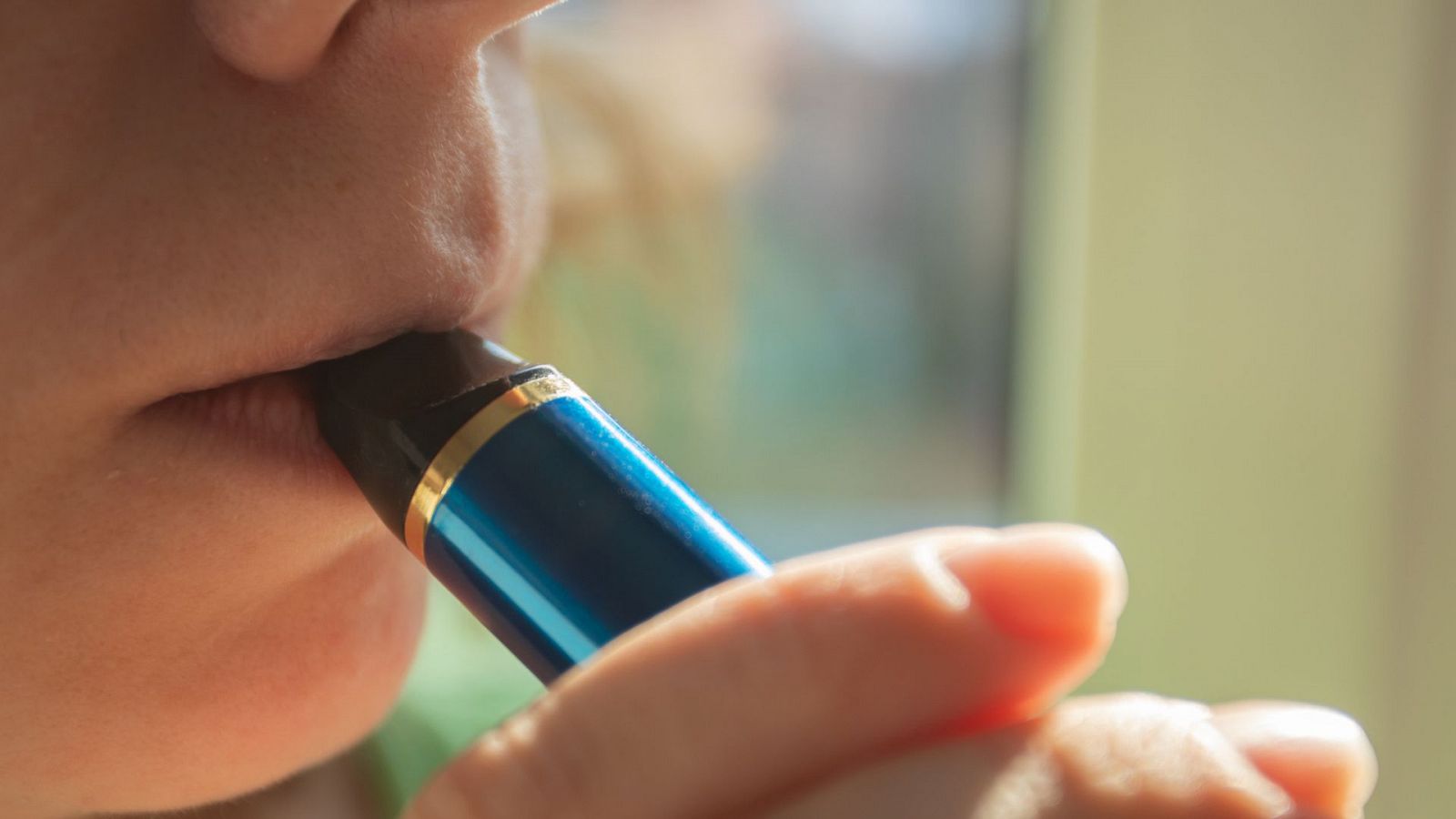 Los efectos de los vapeadores en los más jóvenes: "Llevan sustancias tóxicas y cancerígenas" - Ver ahora