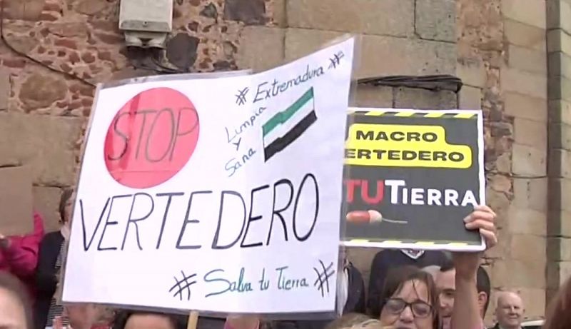 Los vecinos de Salvatierra de los Barros (Badajoz) se movilizan contra la colocacin del mayor vertedero txico de Espaa