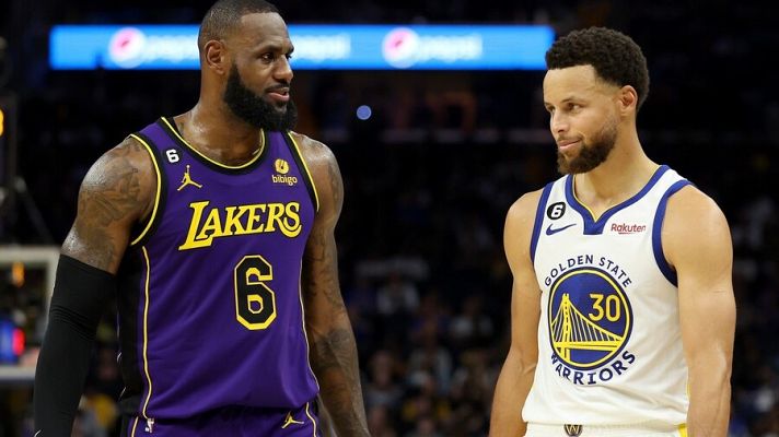Los Warriors inician su defensa del título en la NBA venciendo con claridad a los Lakers