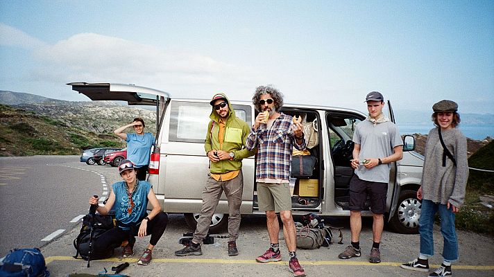 Transpirinenca, la gran aventura dels Pirineus - Capítol 1: De Cap de Creus a Llançà