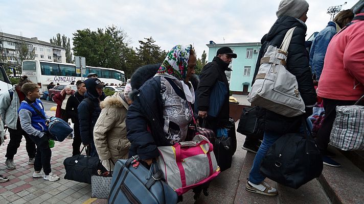 Telediario Fin de Semana - Las autoridades prorrusas de Jersón instan a los civiles a salir inmediatamente de la ciudad