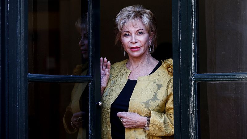 Isabel Allende: "Me interesa contar una historia, atrapar a mi lector por el cuello"