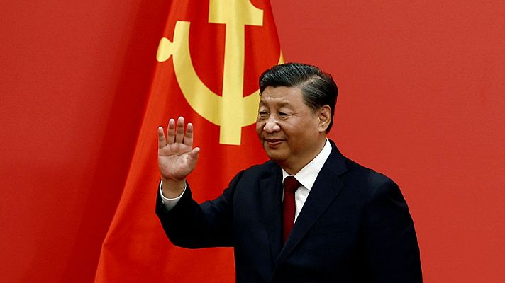 Xi Jinping es reelegido para un tercer mandato en China con una cúpula de poder reforzada con sus fieles