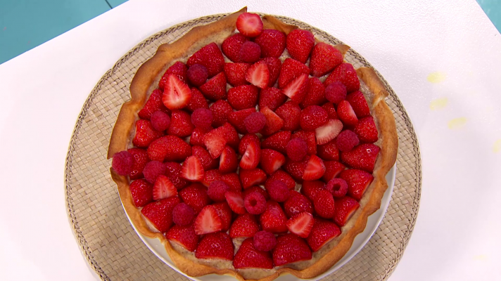 Saber vivir - Marta Verona nos enseña a preparar una crema pastelera