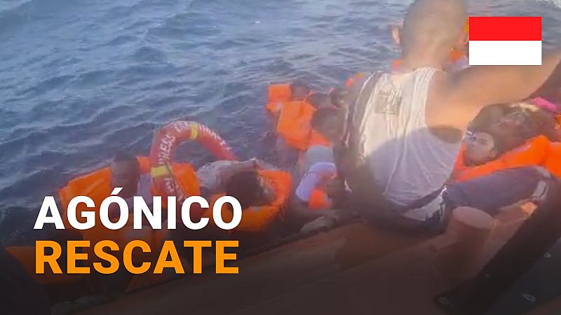 Un barco de pasajeros que transportaba a 240 personas se ha incendiado frente al sur de Indonesia y, según los servicios de rescate, ha habido al menos 14 fallecidos.